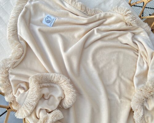 Hochwertiges Boho Decken aus Massivholz