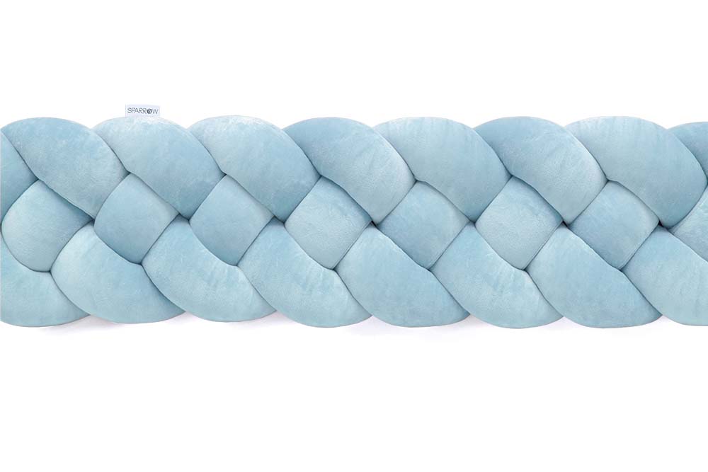 Velvet Bettumrandung Zopf mit 4 Strängen / Eisblau aus Holz